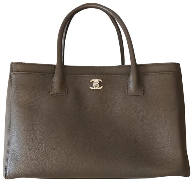 Chanel Cerf Shopping Large Brown Leather Tote