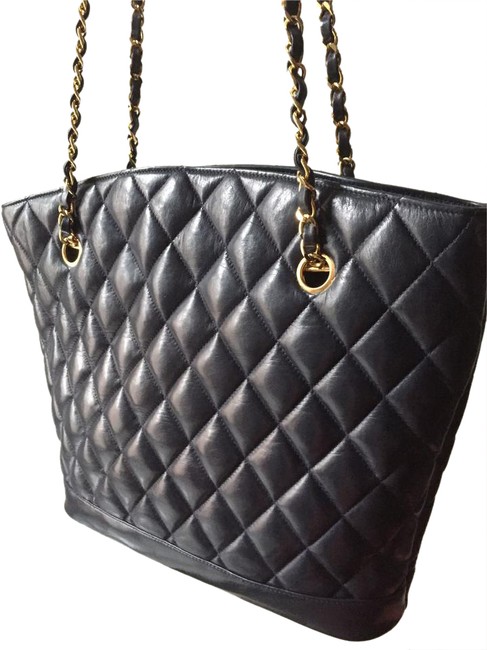 Chanel Shoulder Bag Vintage Navy Blue Lambskin Leather Tote